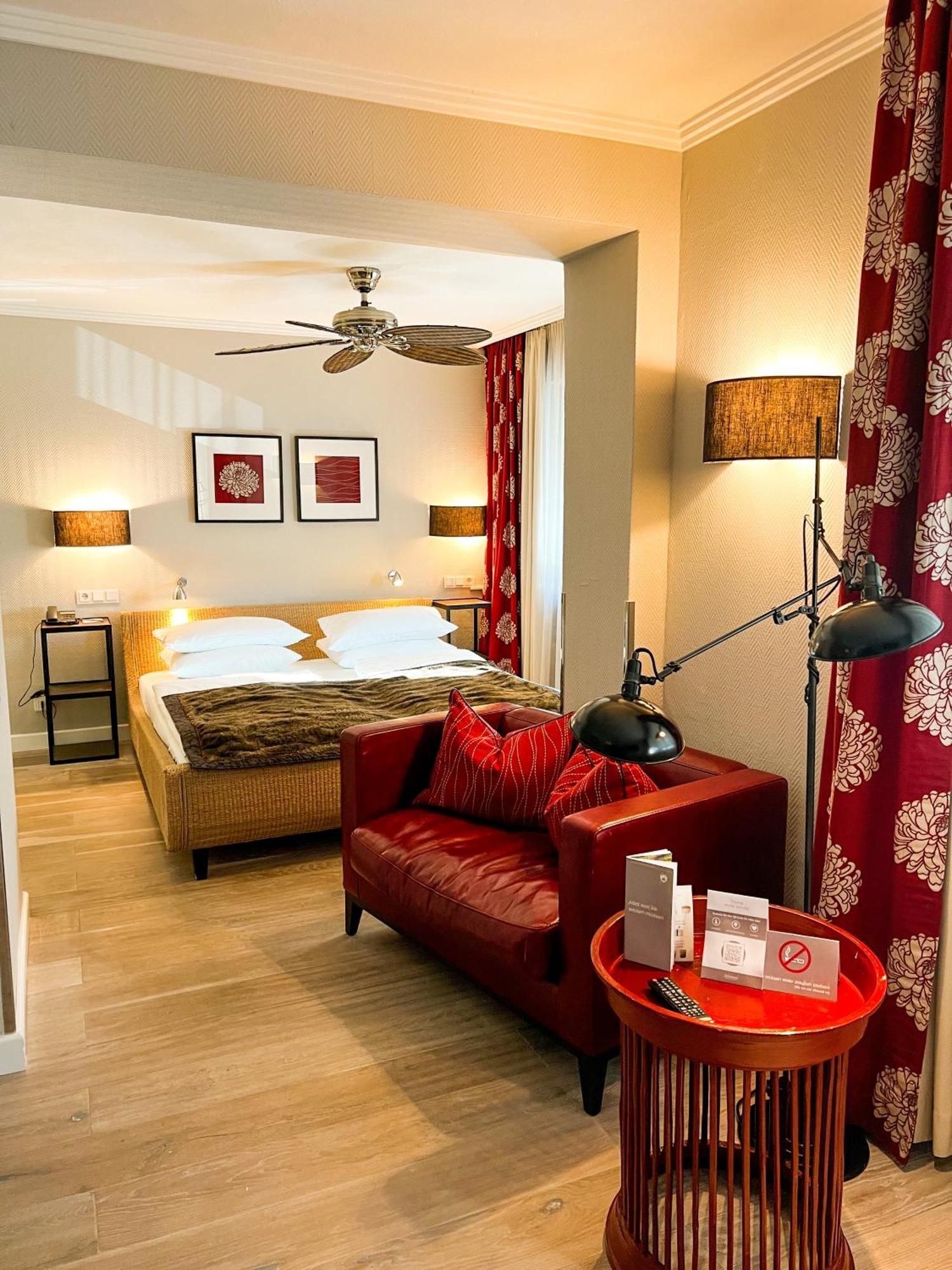 Hotel-Restaurant Schwanen Metzingen  Luaran gambar